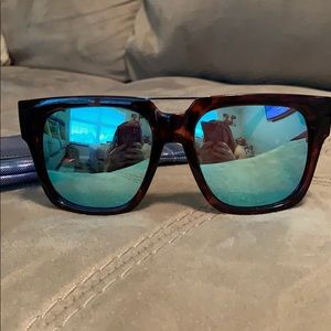 Women’s sunglasses
